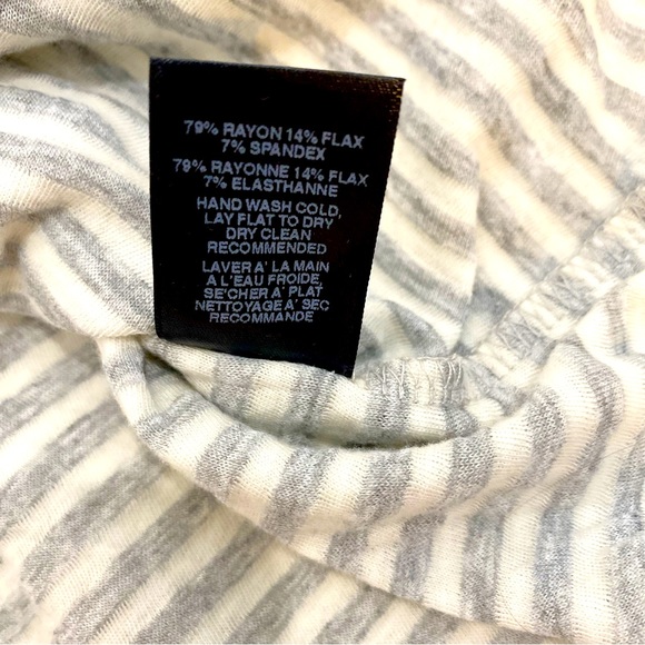 Anthropologie Amadi Grey & White Striped Twisted 3/4” Sleeves Top, Size Medium - Picture 9 of 11